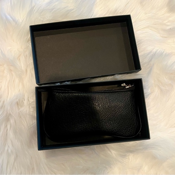 Annie Bing sunglasses. In the BOX brand new! Retail $199. Indio tortoise. Xmas! - Picture 4 of 9